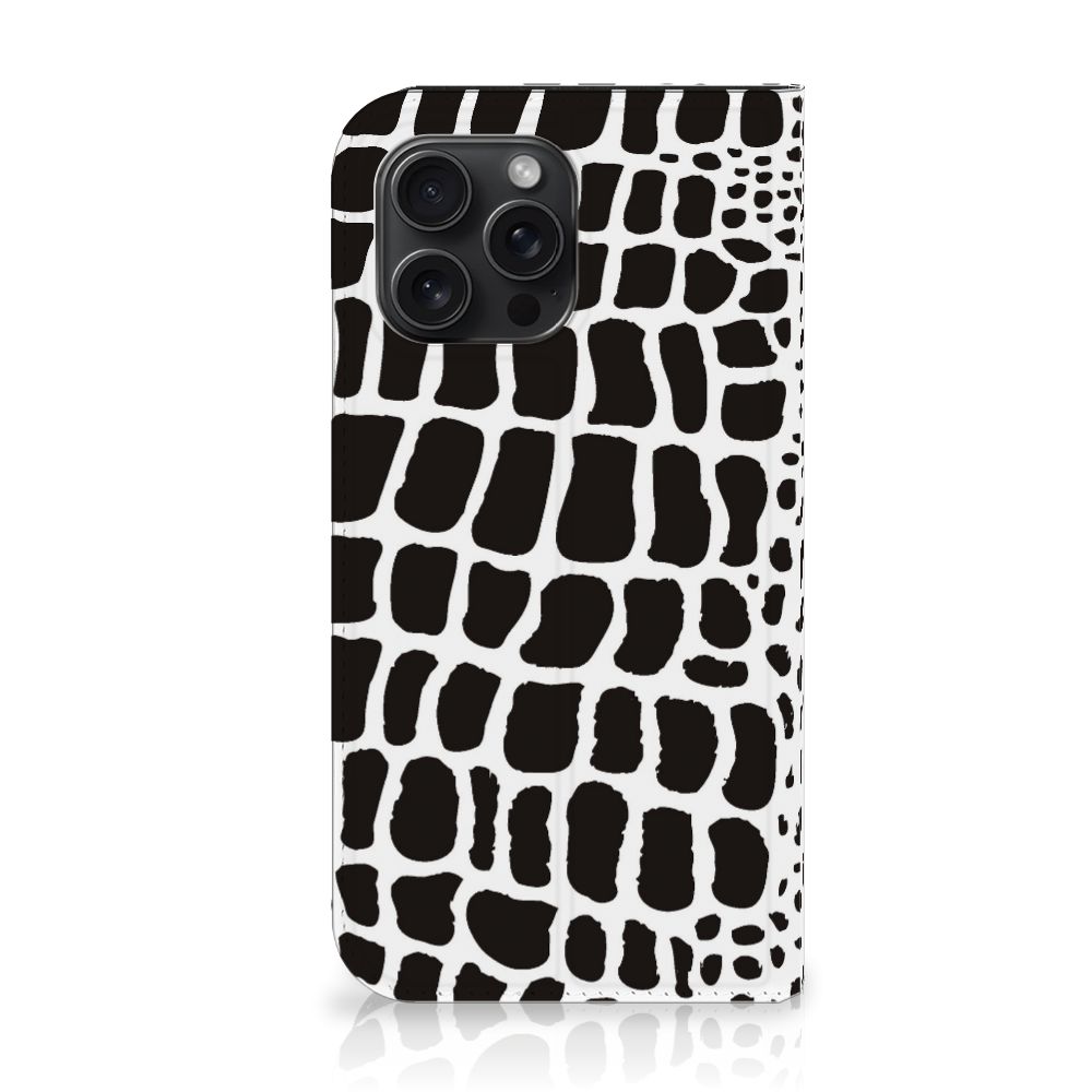 iPhone 15 Pro Max Hoesje maken Slangenprint in zwart en wit met unieke textuur voor een persoonlijke touch.