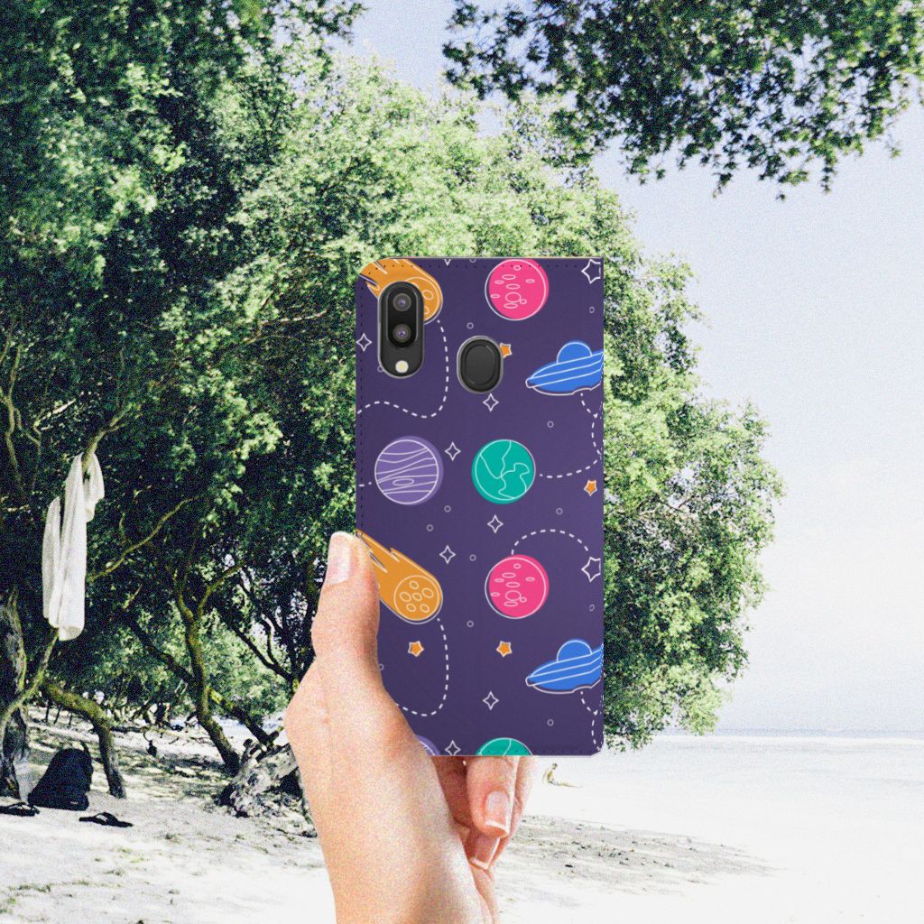Samsung Galaxy M20 Hippe Standcase Space