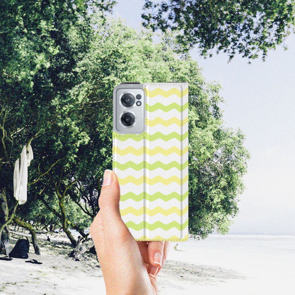 OnePlus Nord CE 2 5G Hoesje met Magneet Waves Yellow - B2C Telecom