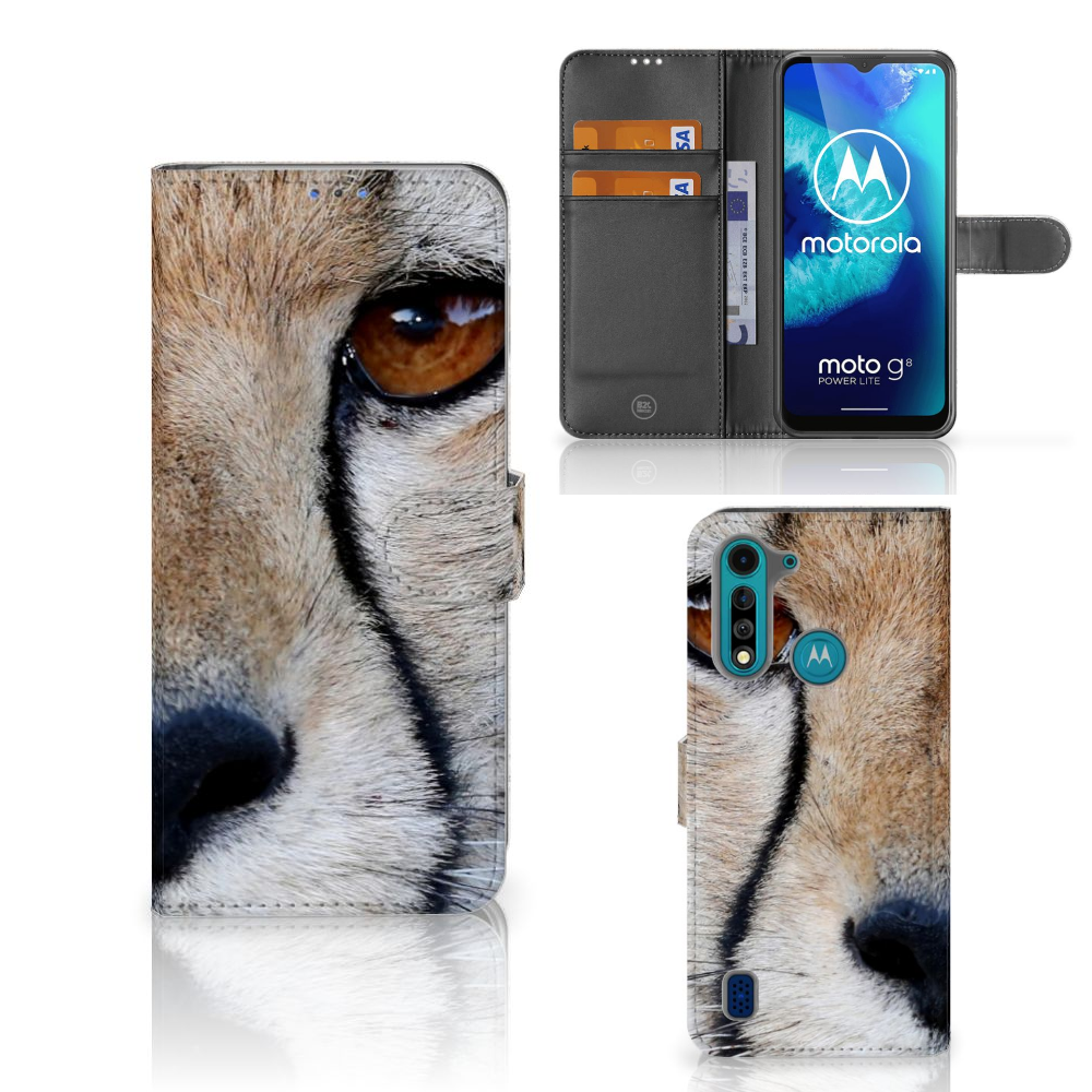 Motorola G8 Power Lite Telefoonhoesje met Pasjes Cheetah met close-up van cheeta oog en ruimte voor pasjes.