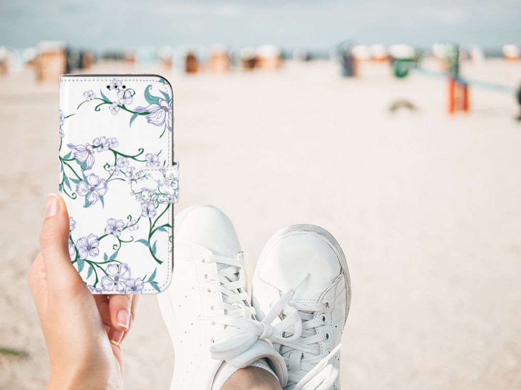 Apple iPhone 11 Uniek Hoesje Blossom White