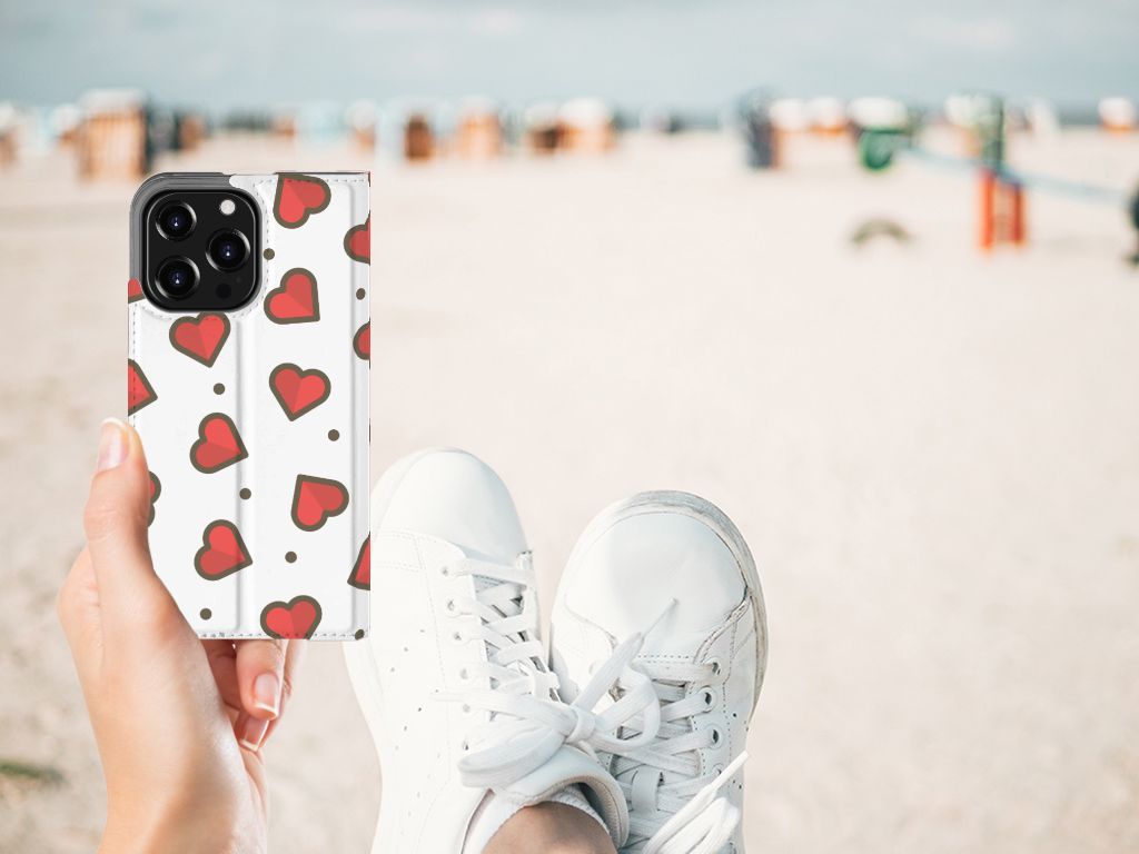 iPhone 13 Pro Hoesje met Magneet Hearts - B2C Telecom