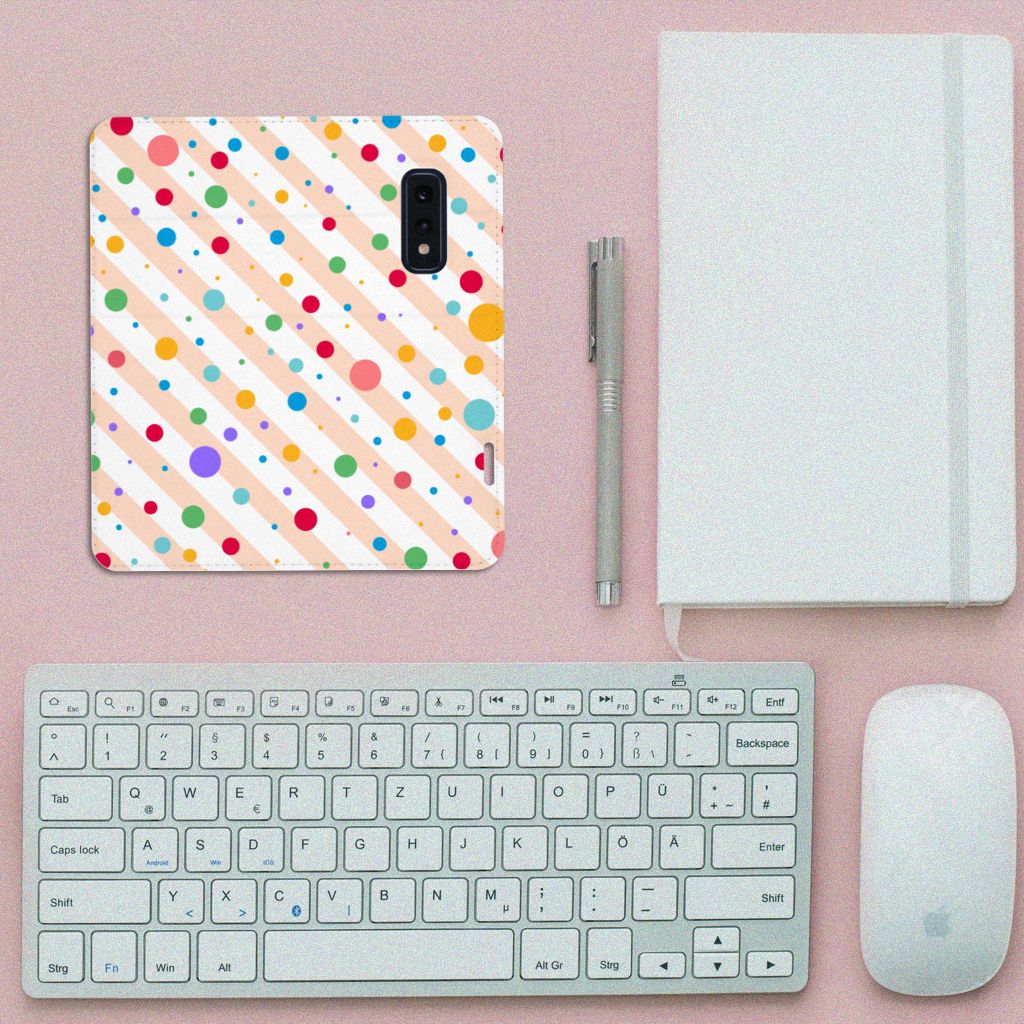 Samsung Galaxy S10e Hoesje met Magneet Dots
