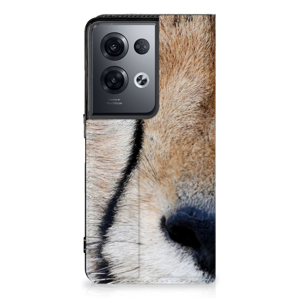 OPPO Reno8 Pro Hoesje maken Cheetah met close-up van jachtluipaard design en strakke uitstraling.