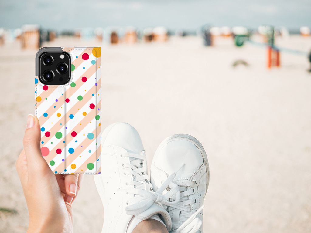 iPhone 13 Pro Hoesje met Magneet Dots - B2C Telecom