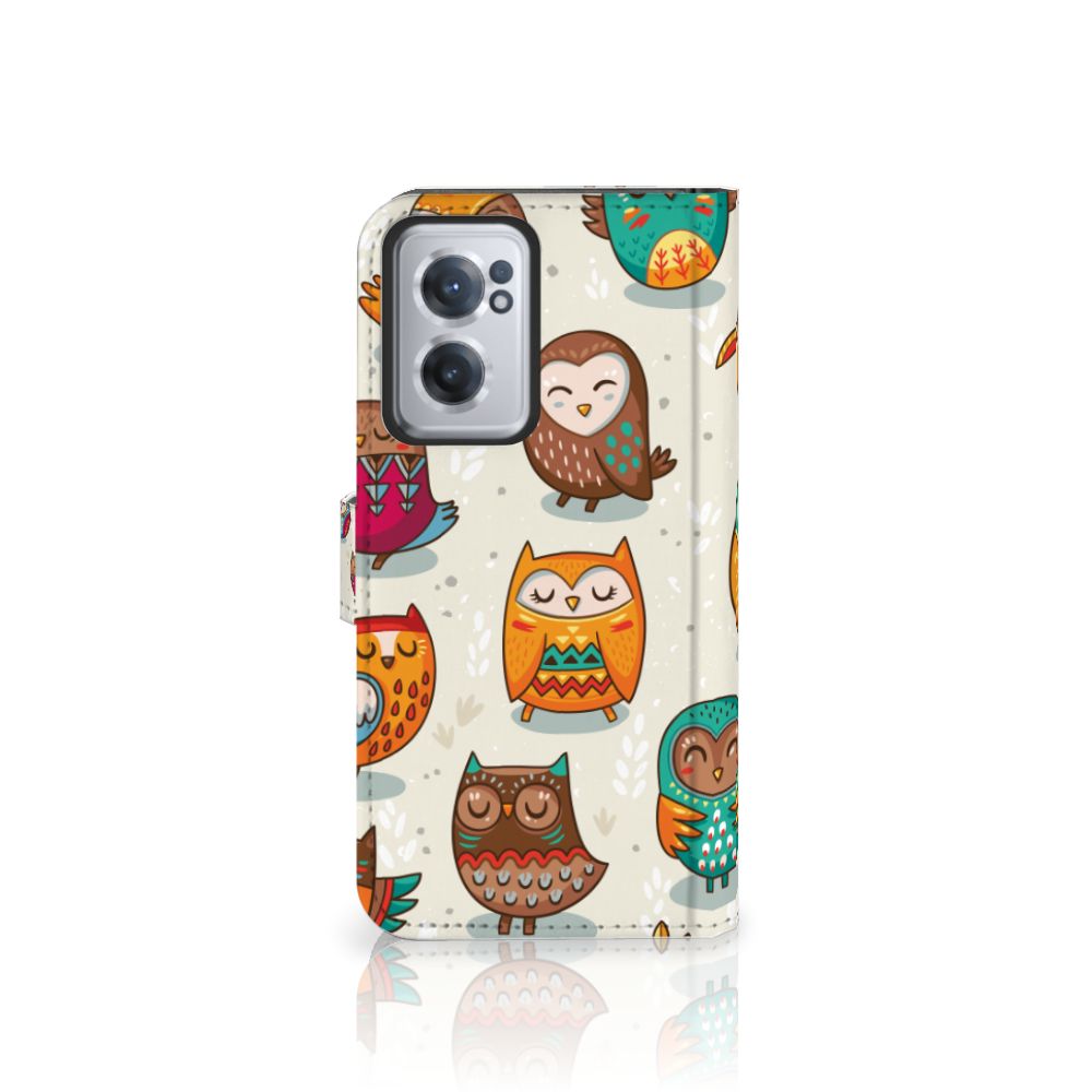 OnePlus Nord CE 2 Telefoonhoesje met Pasjes Vrolijke Uilen