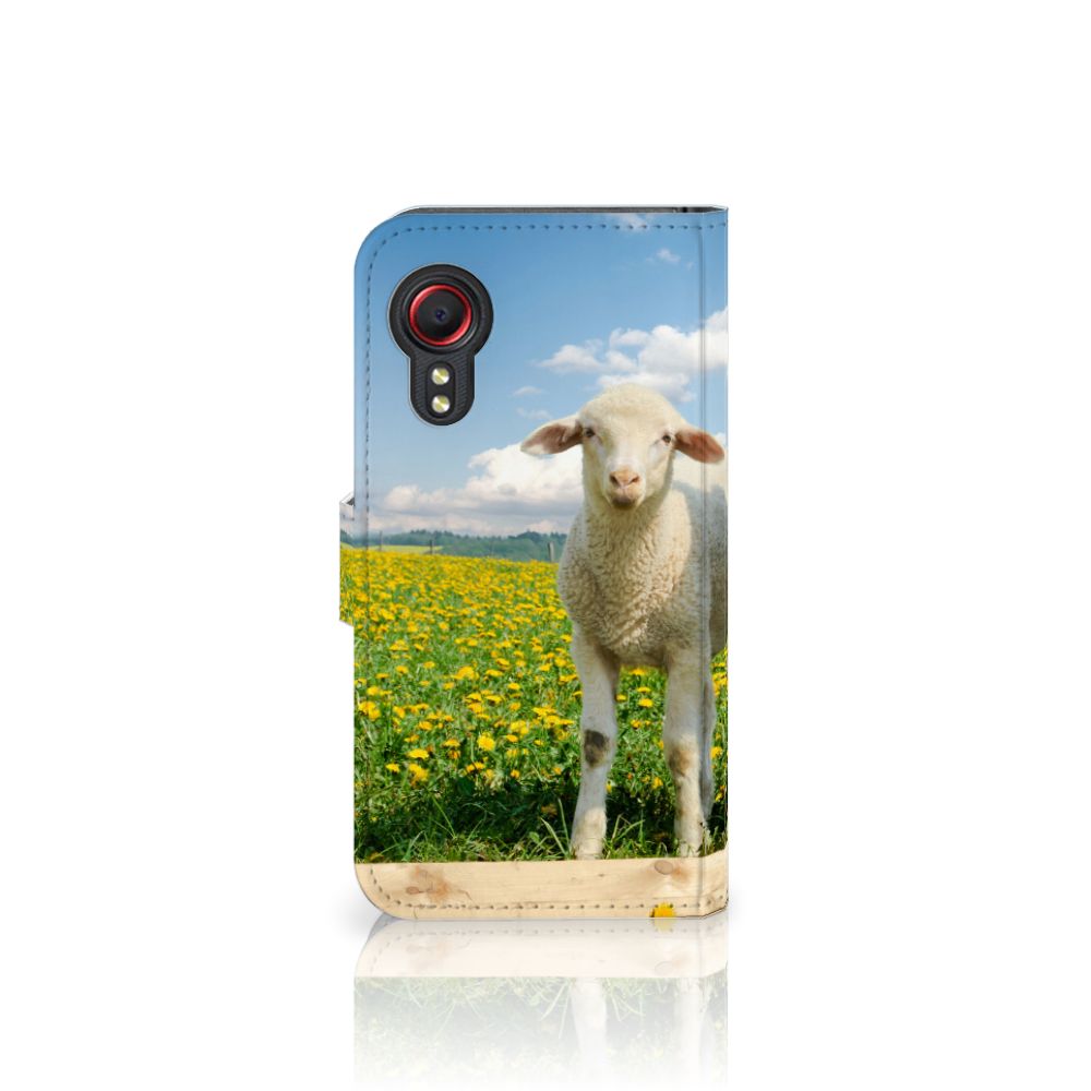 Samsung Galaxy Xcover 5 Telefoonhoesje met Pasjes Schaap en Lammetje