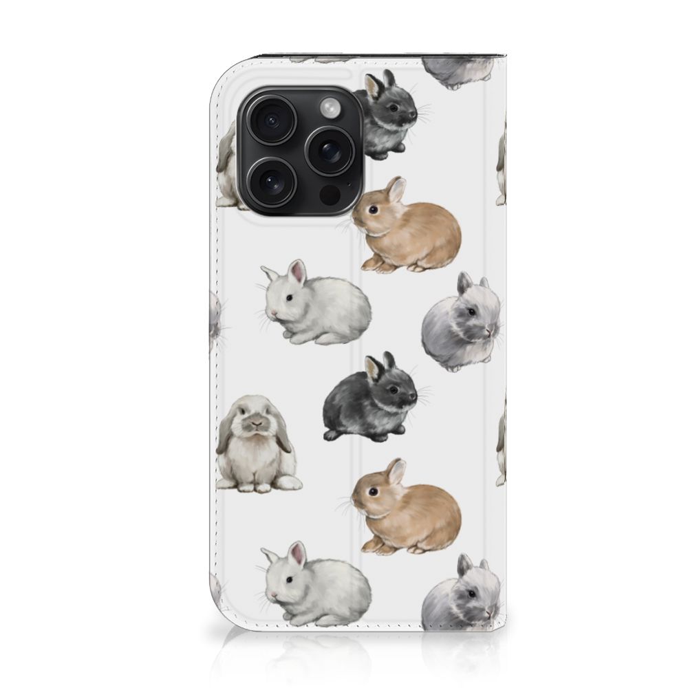 Hoesje maken voor iPhone 15 Pro Max Konijntjes met schattige konijnen op een witte achtergrond.