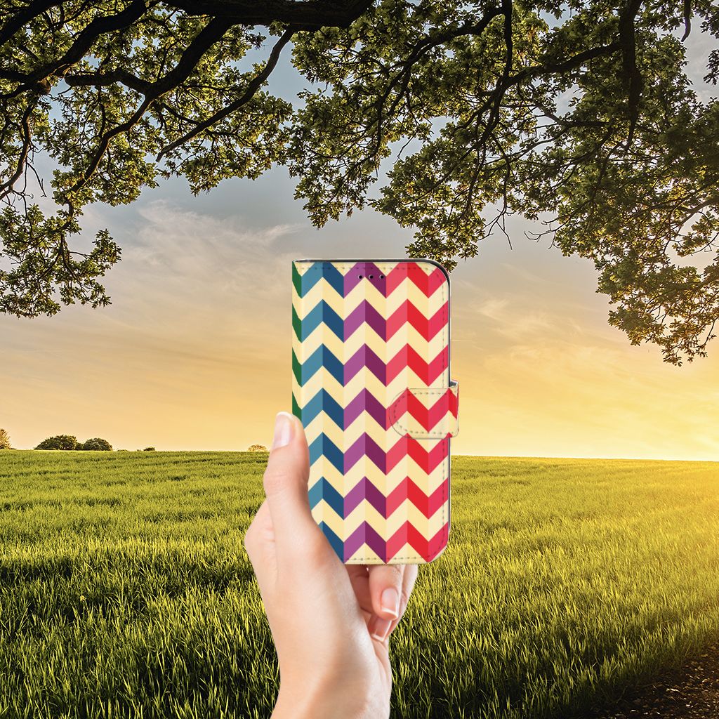 Apple iPhone 13 Telefoon Hoesje Zigzag Multi Color