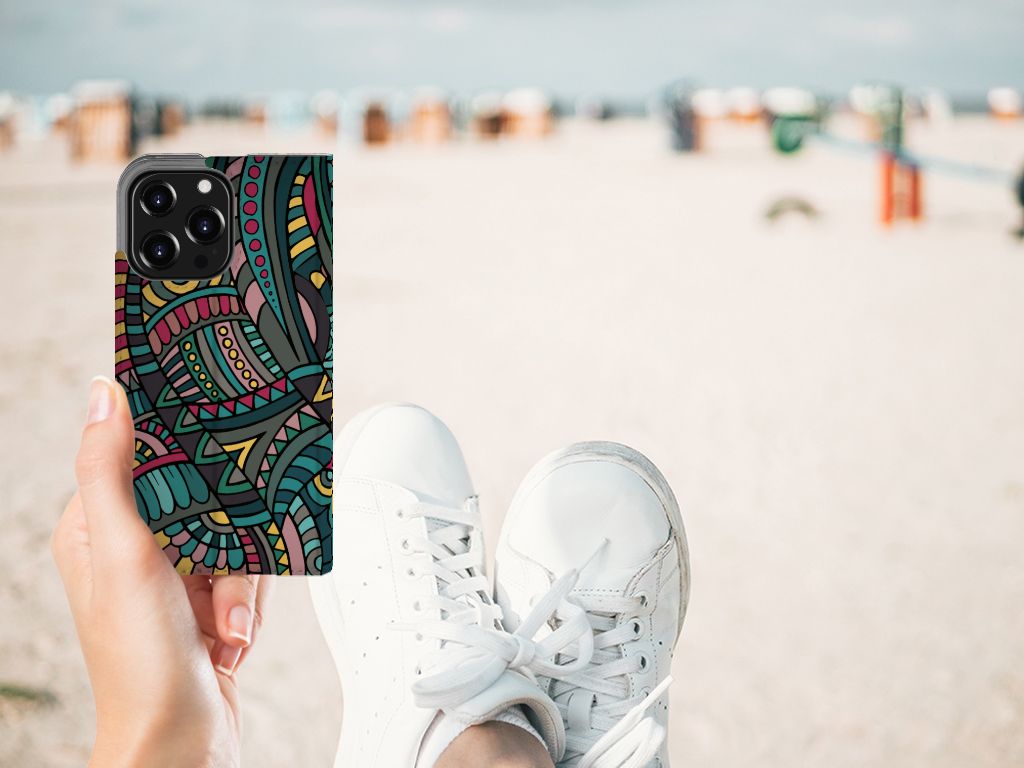 iPhone 13 Pro Hoesje met Magneet Aztec - B2C Telecom