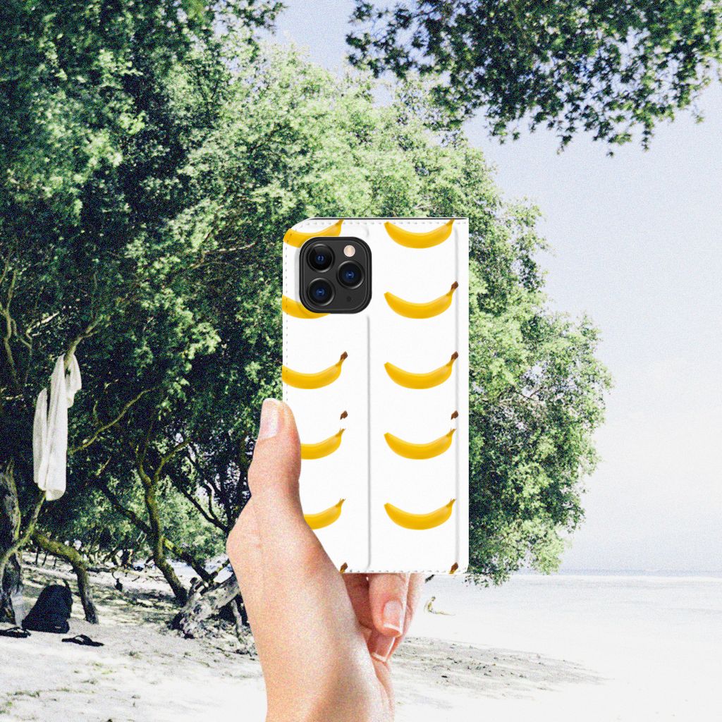 Apple iPhone 11 Pro Flip Style Cover Banana