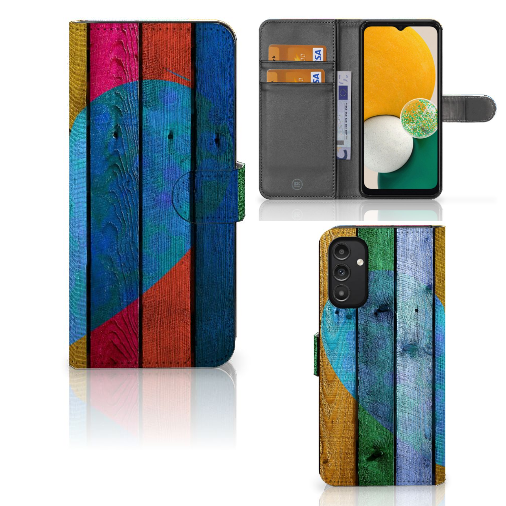 Samsung Galaxy A14 4G Book Style Case Wood Heart - Cadeau voor je Vriend met kleurrijke houten hartontwerp.