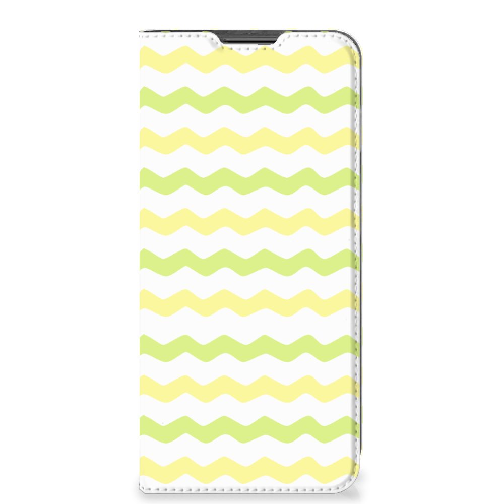 Motorola Moto G22 Hoesje met Magneet Waves Yellow - B2C Telecom