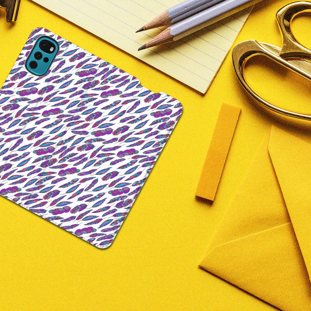 Motorola Moto G22 Hoesje met Magneet Feathers Color - B2C Telecom