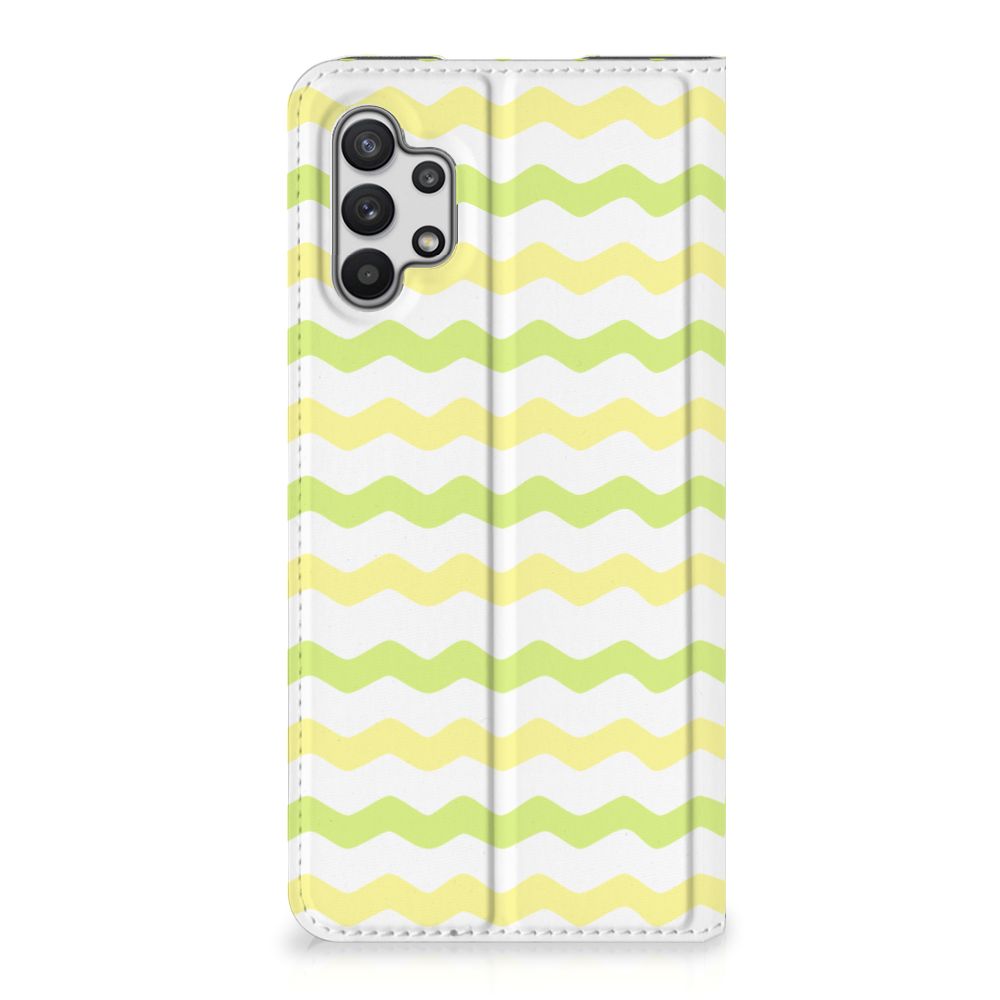 Samsung Galaxy A32 5G Hoesje met Magneet Waves Yellow - B2C Telecom