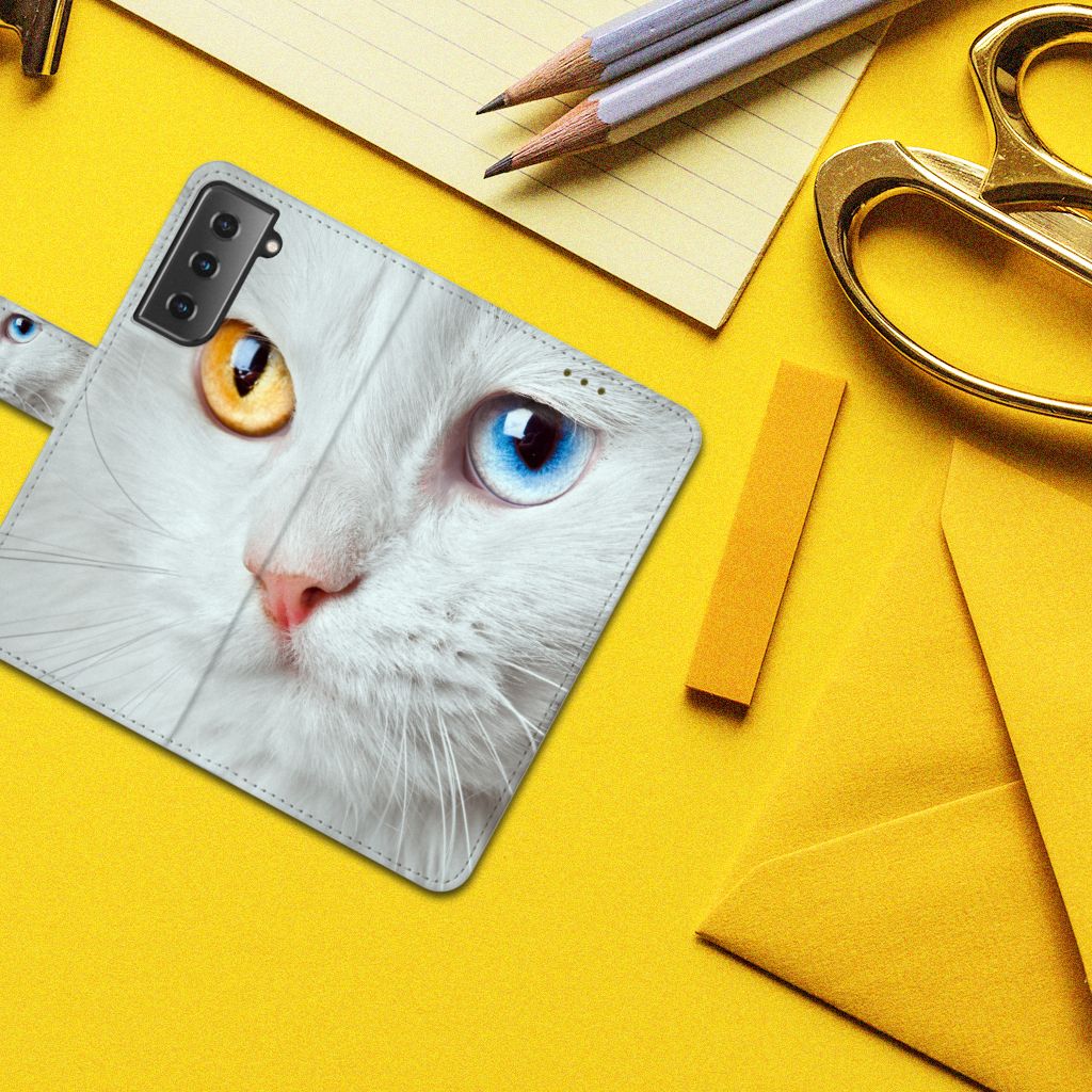 Samsung Galaxy S21 Telefoonhoesje met Pasjes Witte Kat