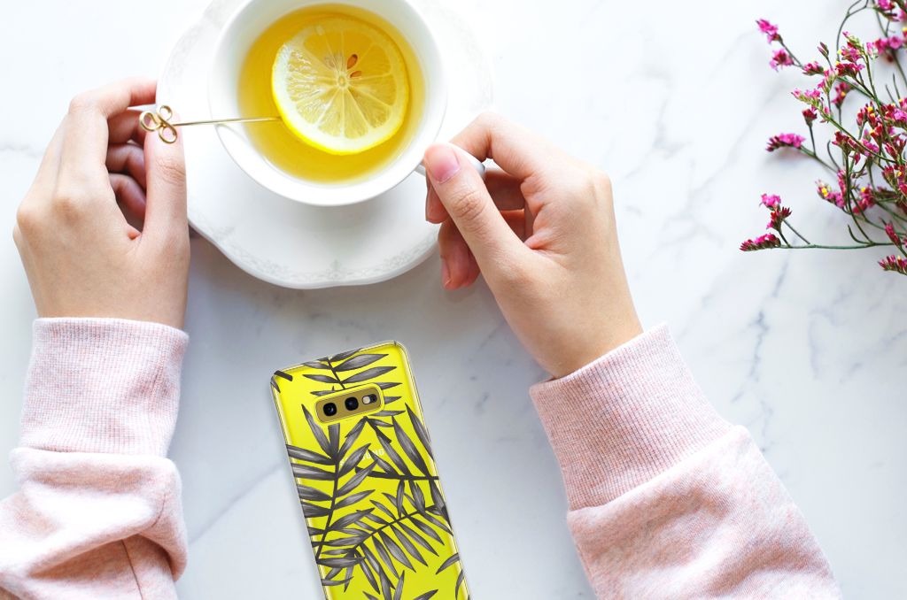 Samsung Galaxy S10e TPU Case Leaves Grey