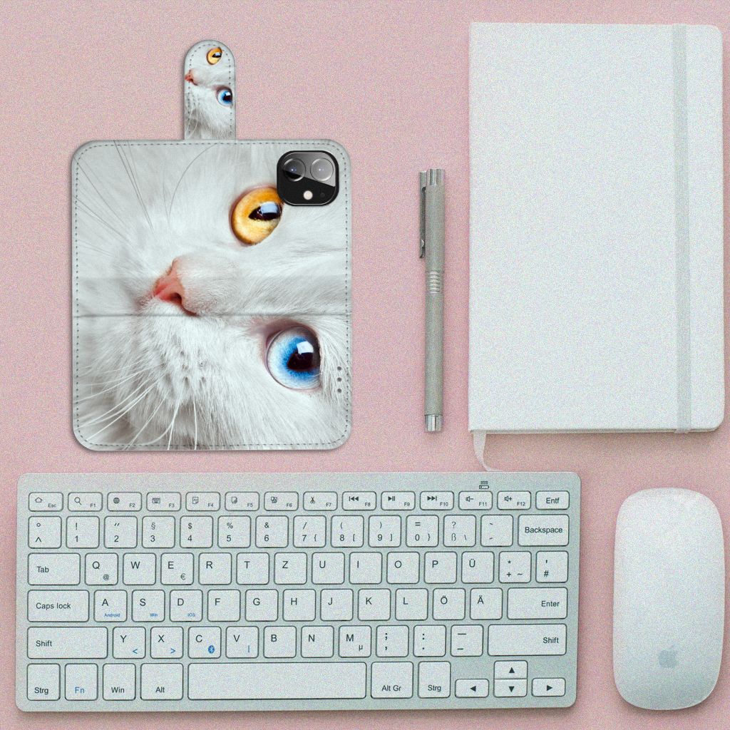 Apple iPhone 12 Mini Telefoonhoesje met Pasjes Witte Kat