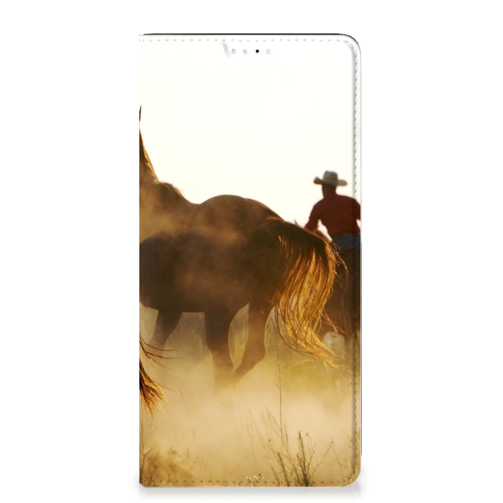 Samsung Galaxy A33 5G Hoesje maken Design Cowboy met paard en cowboy silhouet in de ochtendmist.