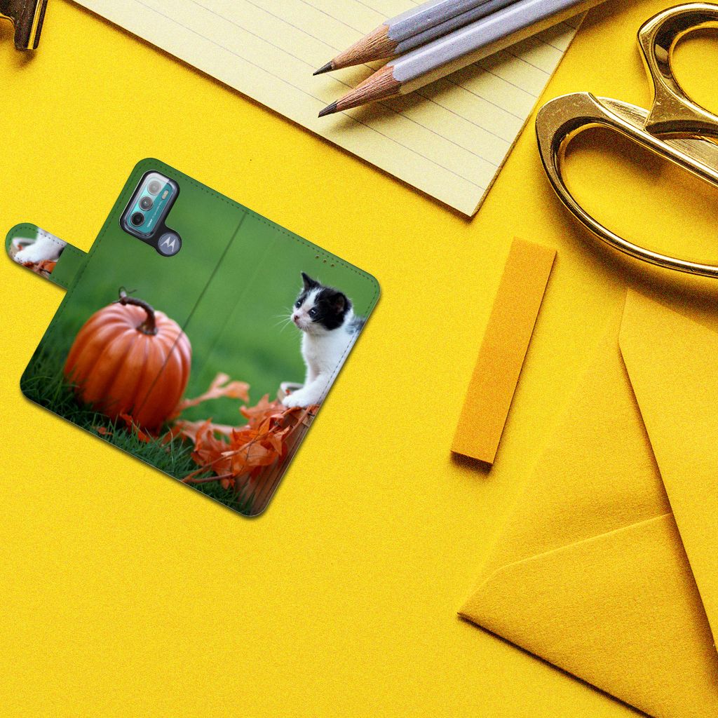 Motorola Moto G60 Telefoonhoesje met Pasjes Kitten