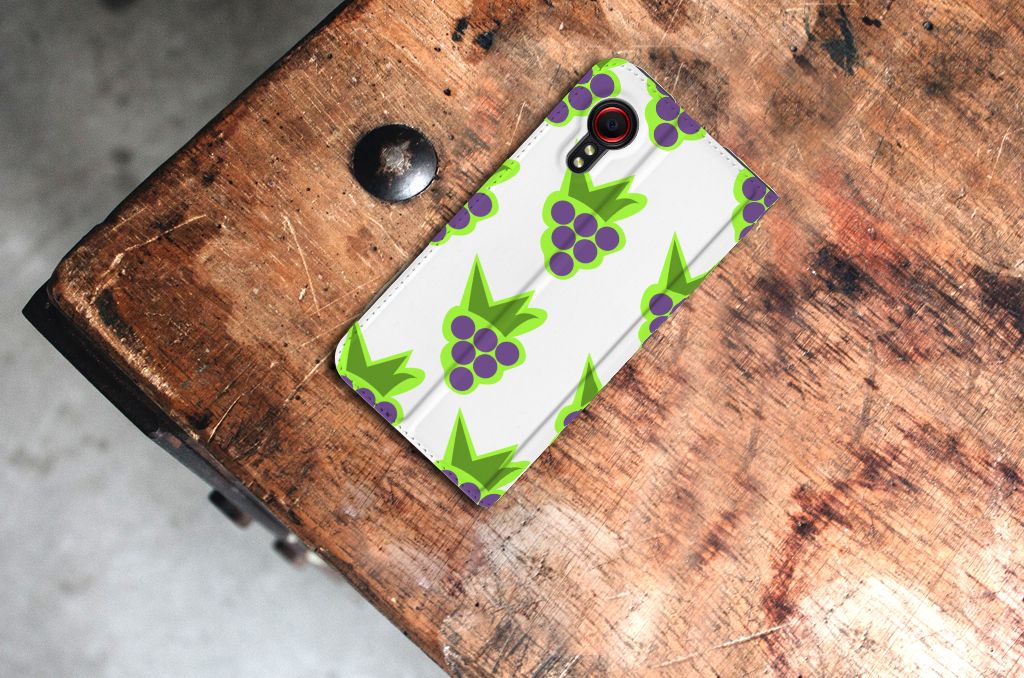 Samsung Galaxy Xcover 5 Flip Style Cover Druiven - B2C Telecom