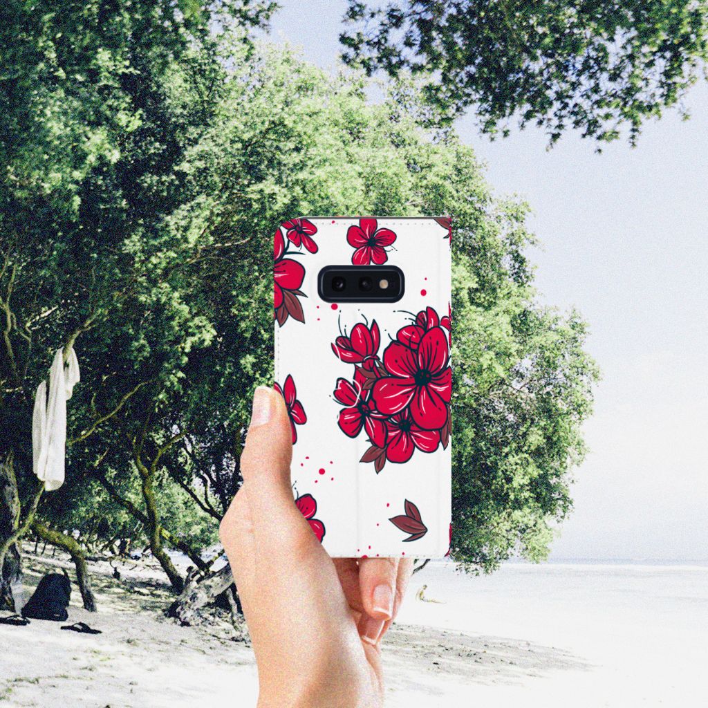 Samsung Galaxy S10e Smart Cover Blossom Red