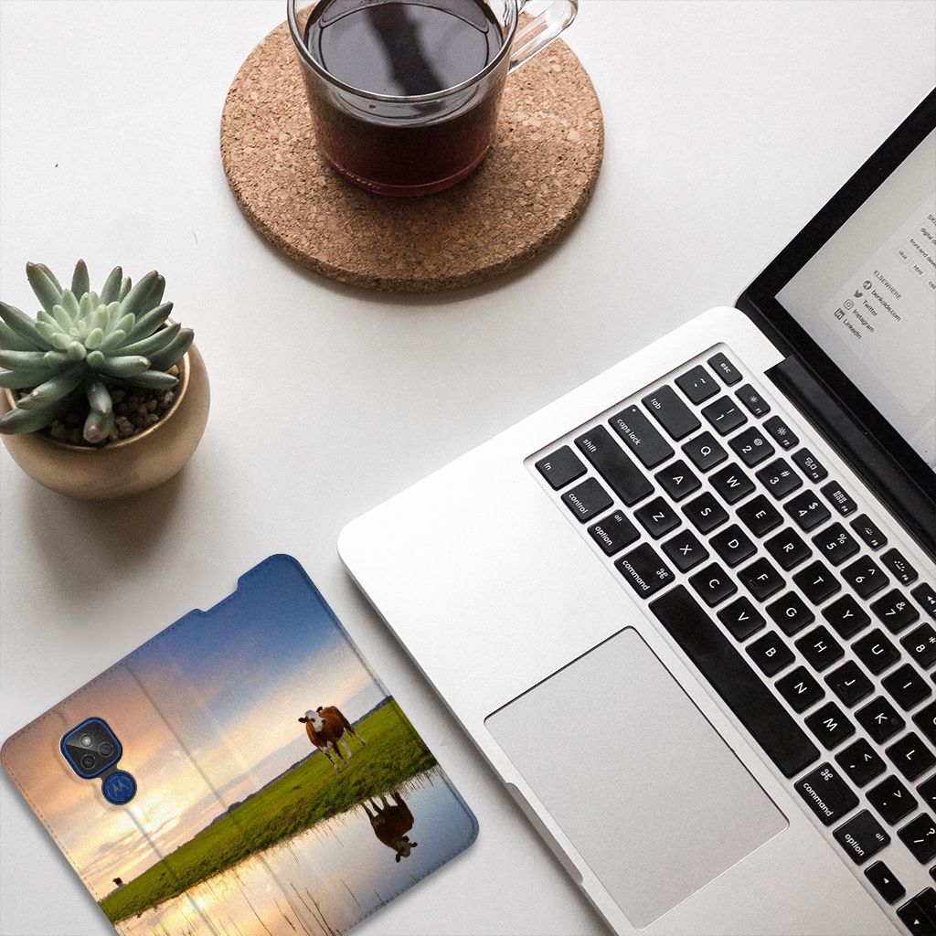 Motorola Moto G9 Play Hoesje maken Koe - B2C Telecom