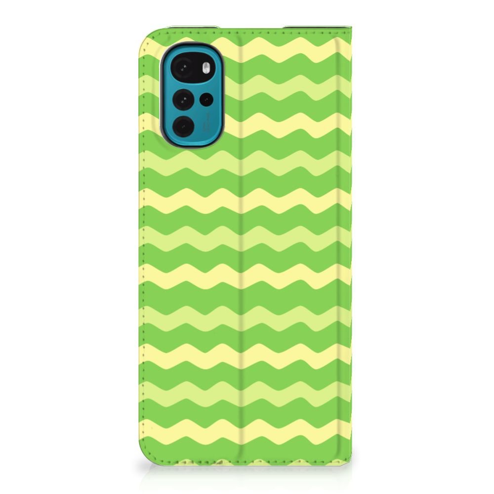 Motorola Moto G22 Hoesje met Magneet Waves Green - B2C Telecom