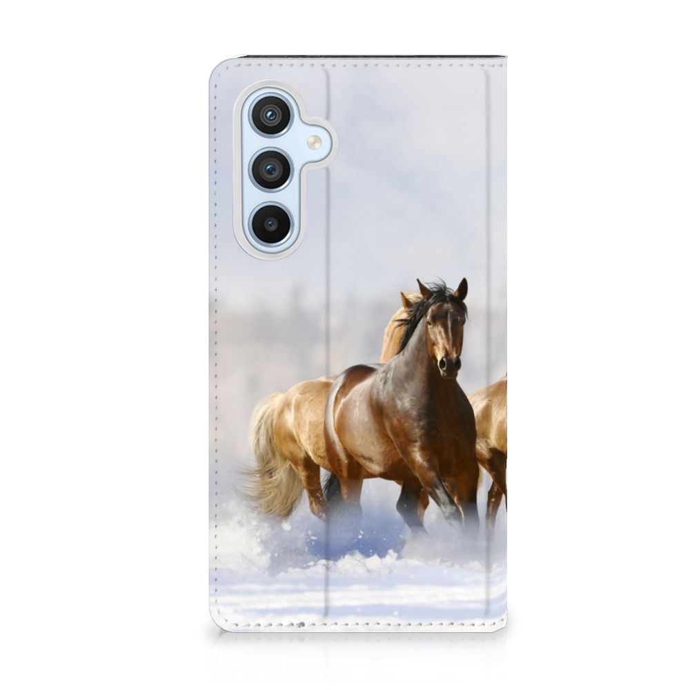 Samsung Galaxy A54 Hoesje maken Paarden met afbeelding van rijdende paarden in een mooi design.