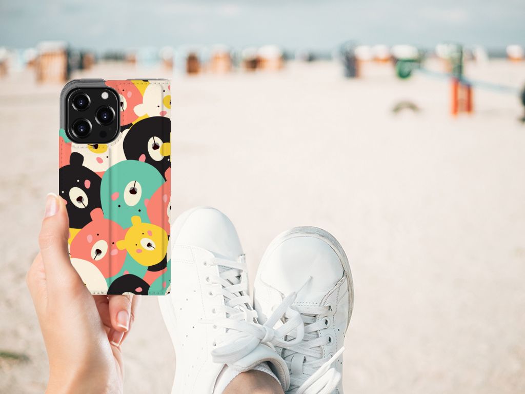 iPhone 13 Pro Magnet Case Bears - B2C Telecom