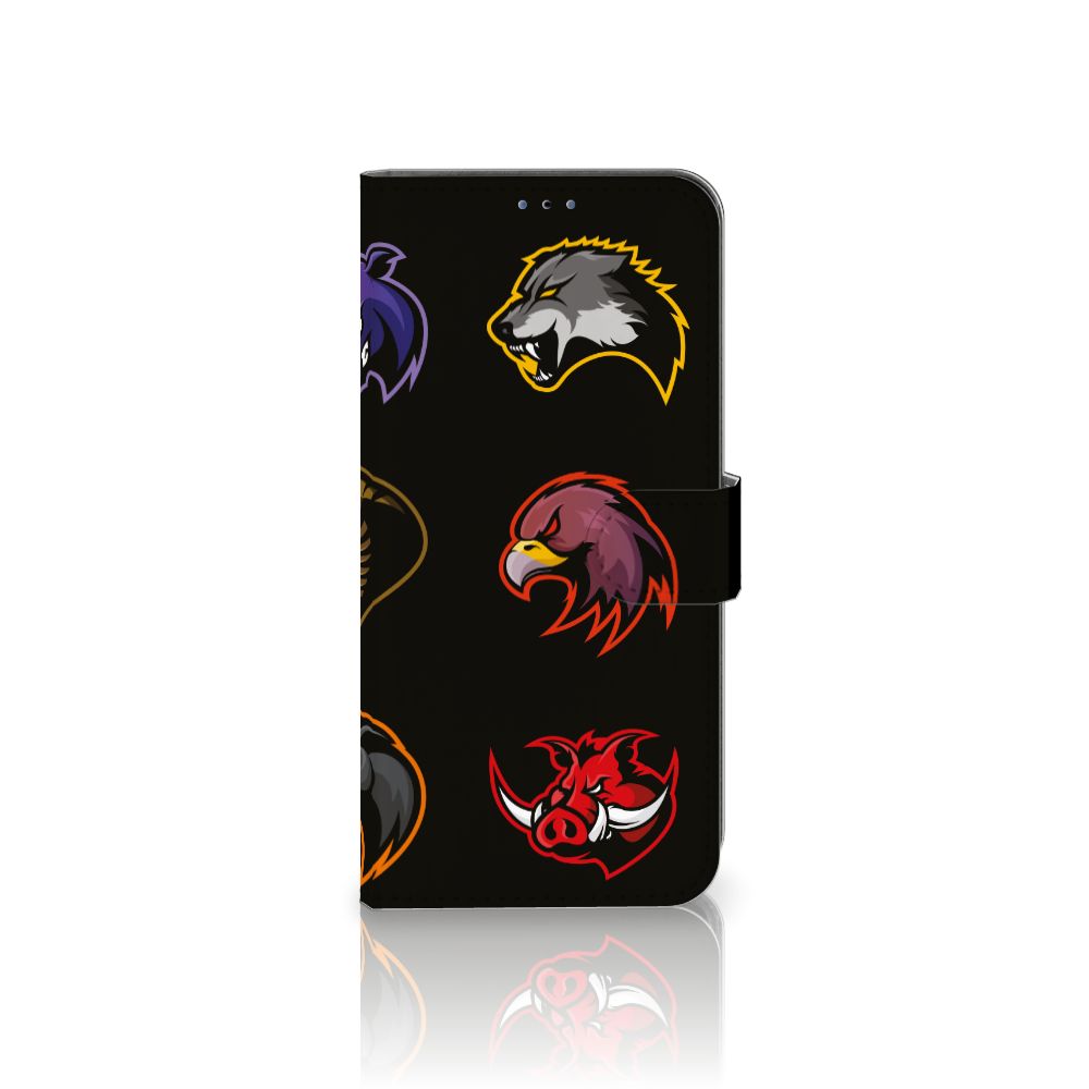 Samsung Galaxy A03s Leuk Hoesje Cartoon met kleurrijke dierenlogo's op zwarte achtergrond.