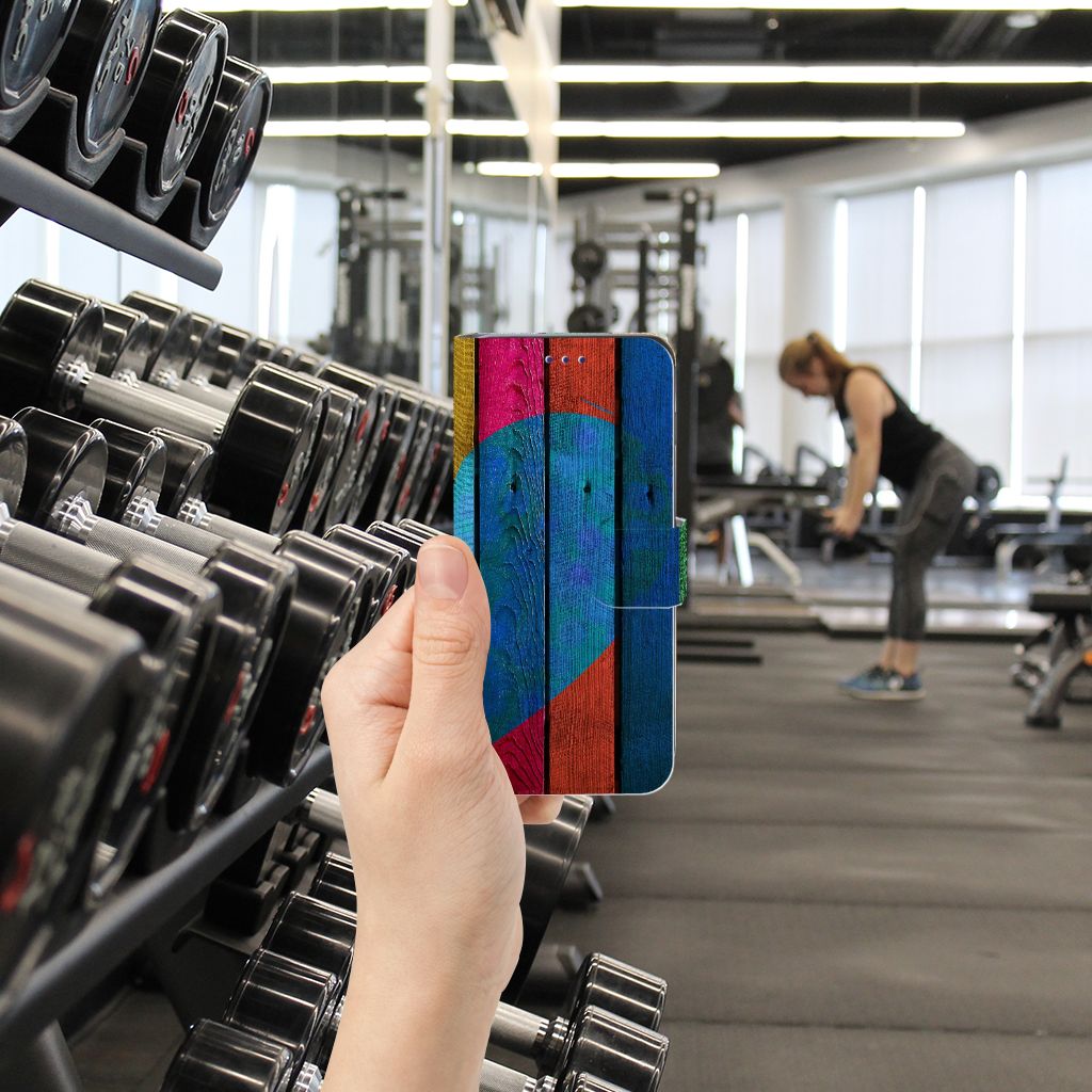 Samsung Galaxy S10 Book Style Case Wood Heart - Cadeau voor je Vriend