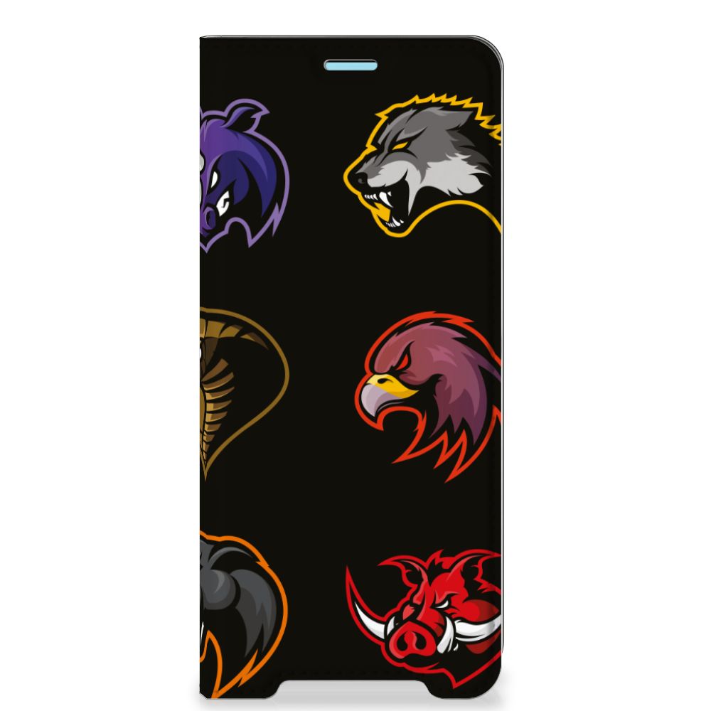 Sony Xperia 10 III Magnet Case Cartoon met cartoonfiguren van dieren en schilden op een zwarte achtergrond.