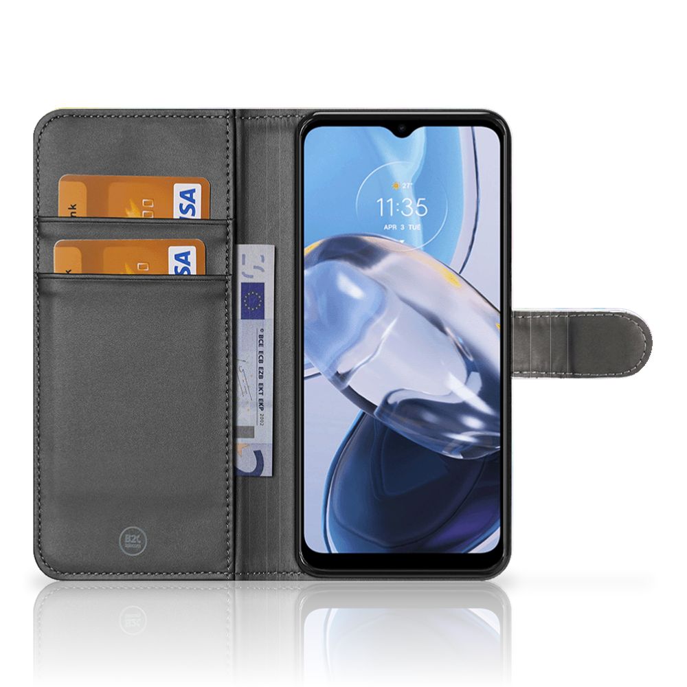 Hoesje Motorola Moto E22 | E22i Watercolor Light met pasjeshouder en smartphone afbeelding