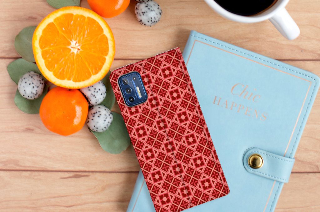 Motorola Moto G9 Plus Hoesje met Magneet Batik Rood - B2C Telecom