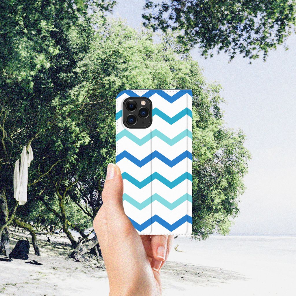 Apple iPhone 11 Pro Hoesje met Magneet Zigzag Blauw