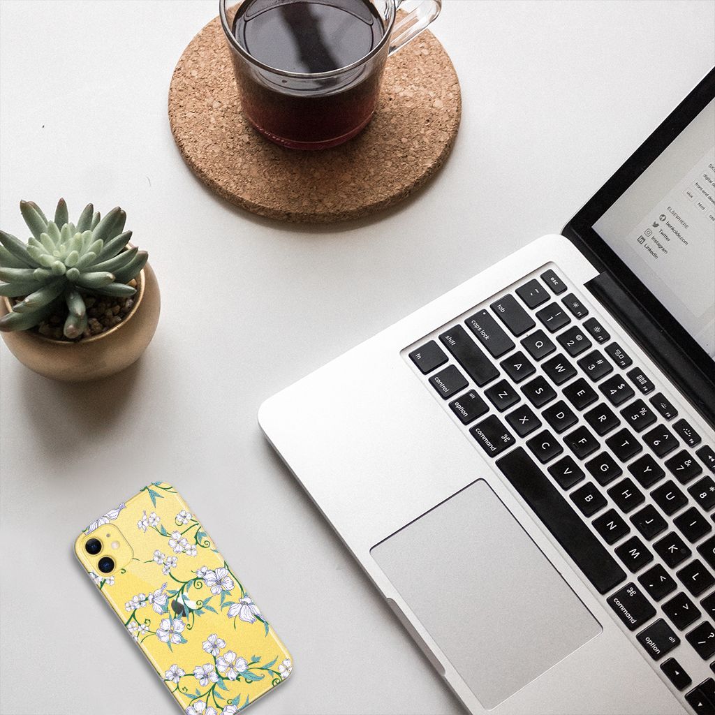 Apple iPhone 11 Uniek TPU Case Blossom White