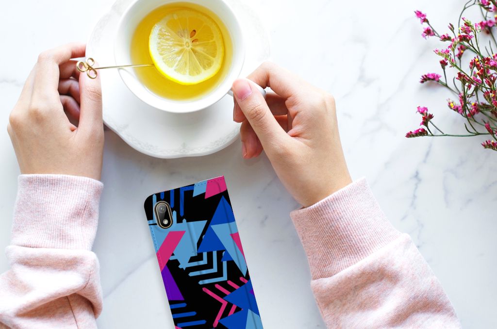 Huawei Y5 (2019) Stand Case Funky Triangle - B2C Telecom
