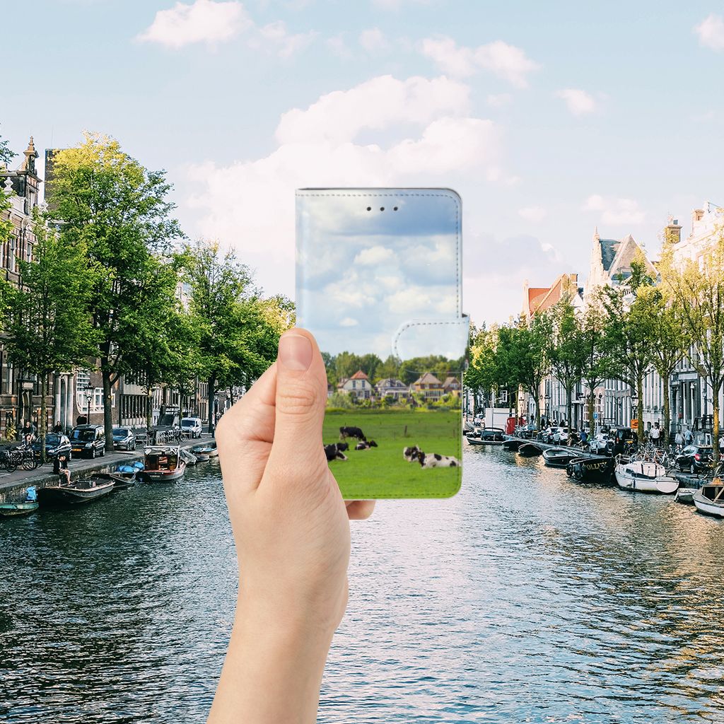 Samsung Galaxy J7 2016 Telefoonhoesje met Pasjes Koeien