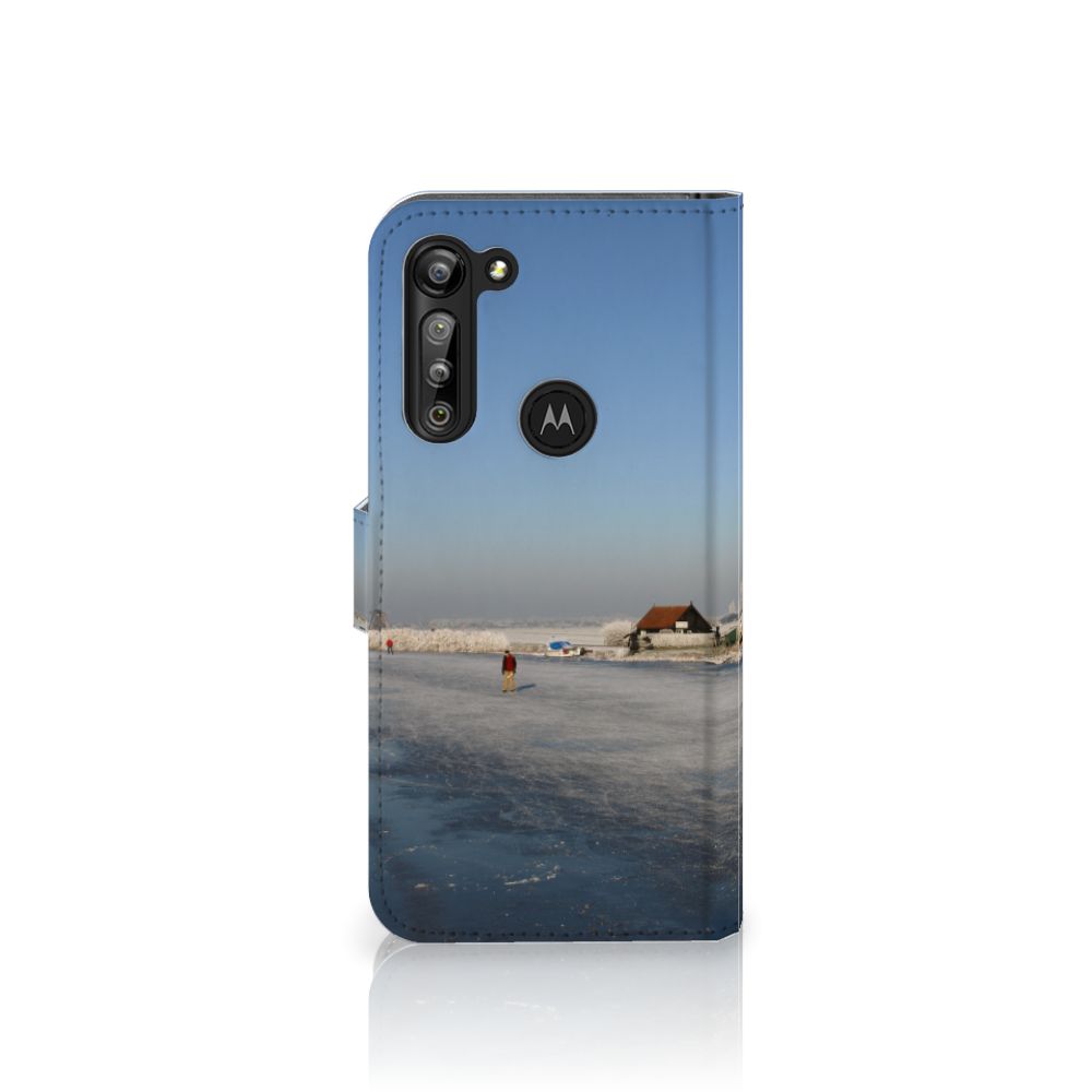 Motorola G8 Power Flip Cover Schaatsers
