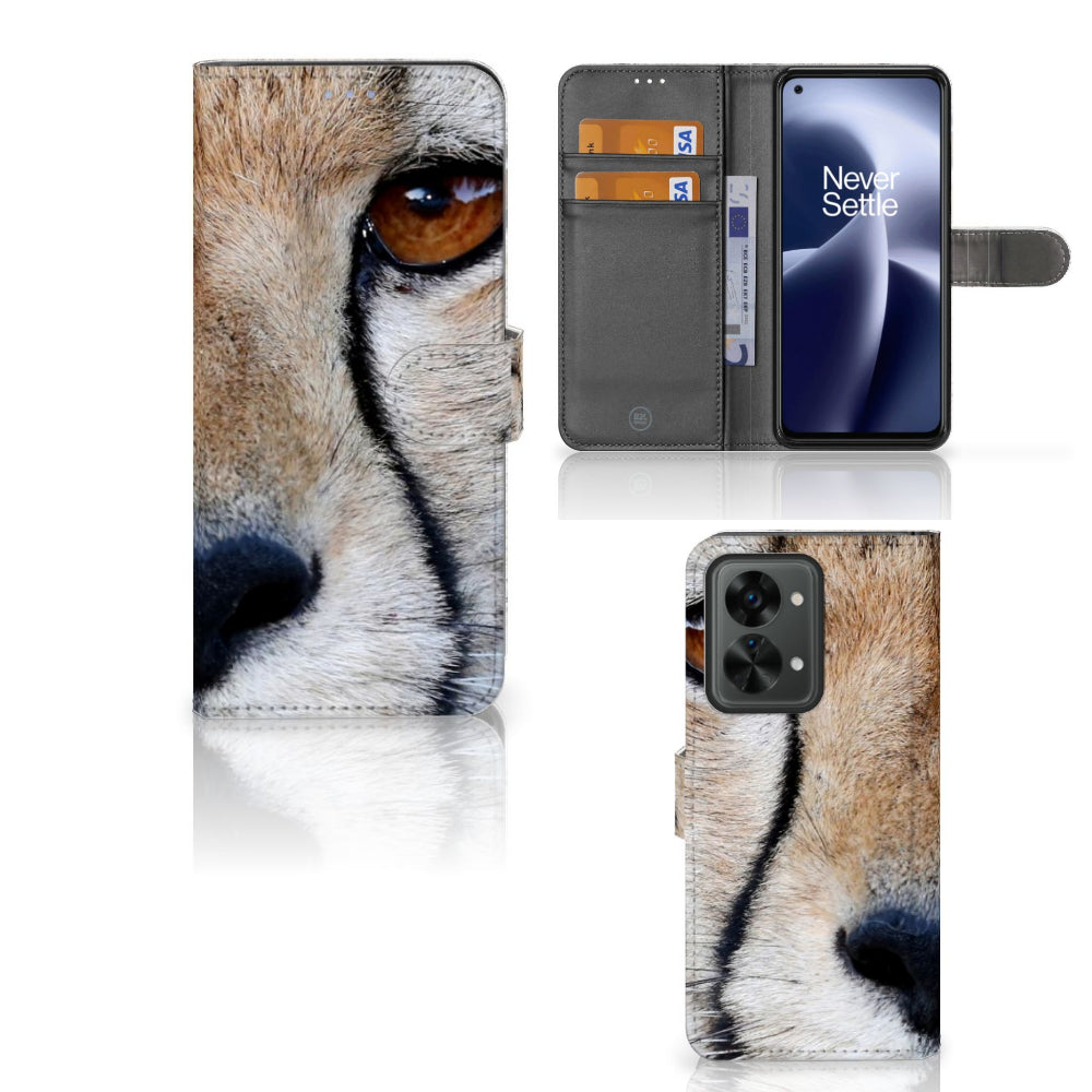 OnePlus Nord 2T Telefoonhoesje met Pasjes Cheetah met close-up afbeelding van een cheeta.