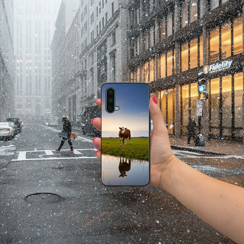 OnePlus Nord CE 5G Dierenprint Telefoonhoesje Koe B2C Telecom