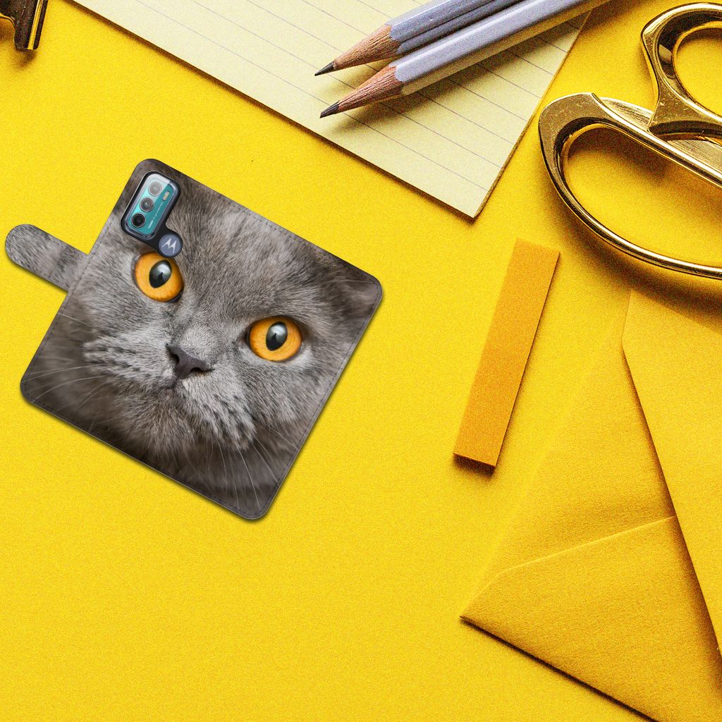 Telefoonhoesje met Pasjes Motorola Moto G60 Britse Korthaar met schattige kattenprint en felle kleuren.