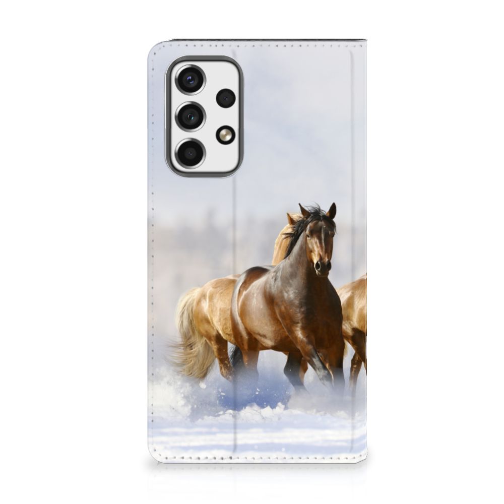 Samsung Galaxy A53 Hoesje maken Paarden met een afbeelding van galopperende paarden op de voorkant.