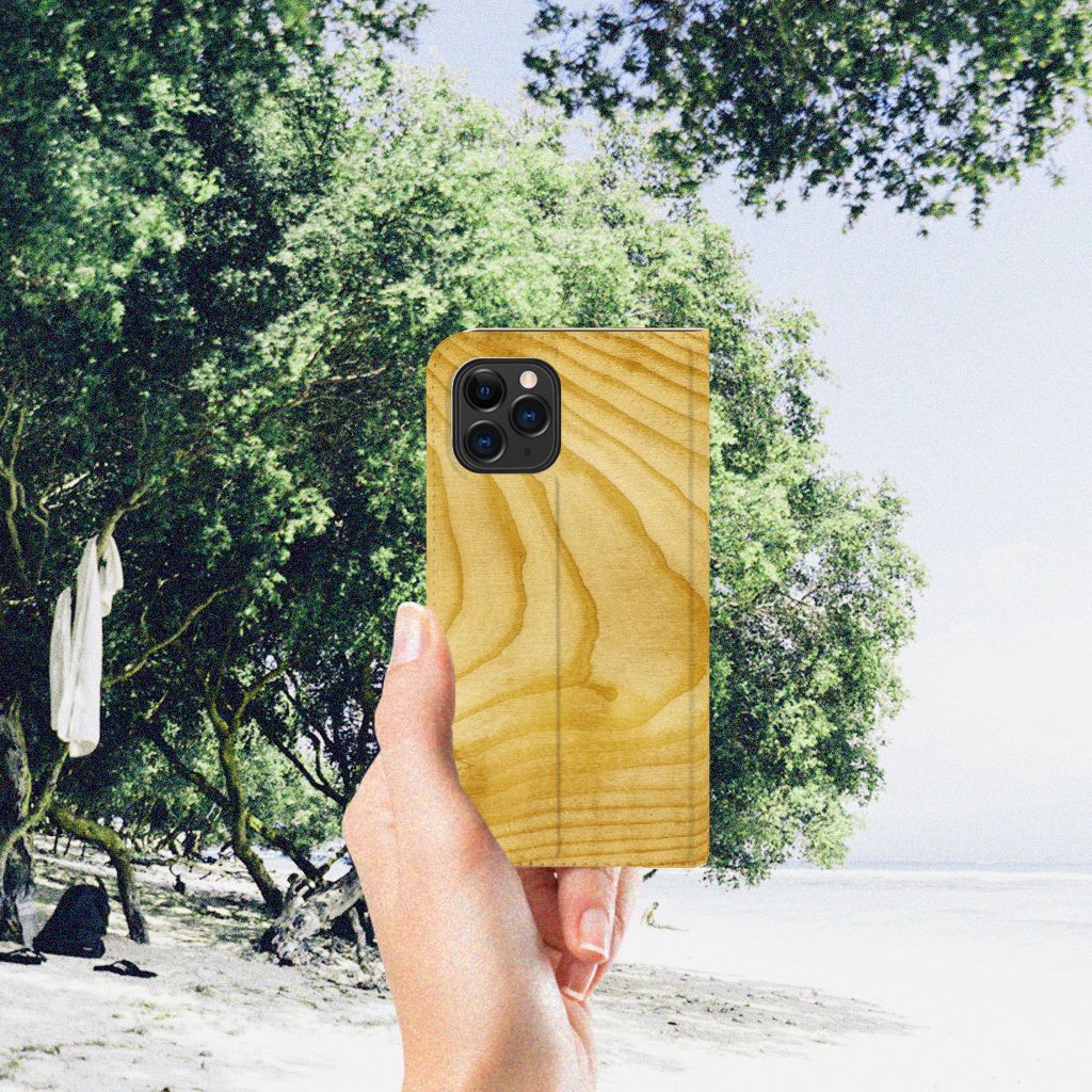 Apple iPhone 11 Pro Book Wallet Case Licht Hout