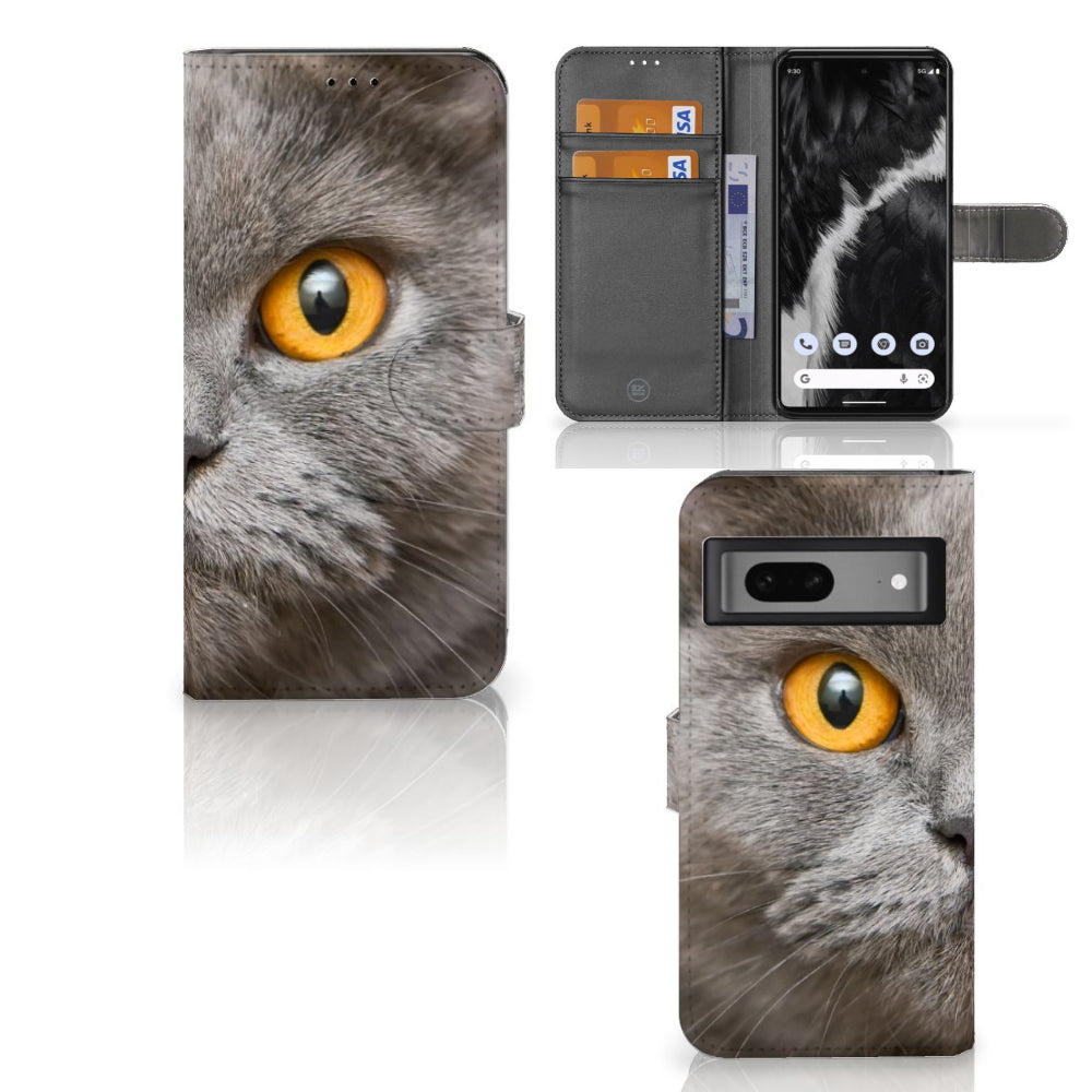 Telefoonhoesje met Pasjes Google Pixel 7 Britse Korthaar met grijze kat en gele ogen.