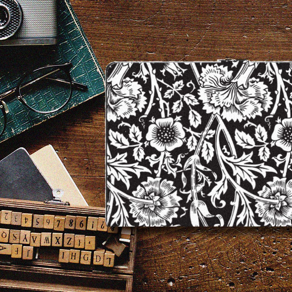 Lenovo Tab P11 | P11 Plus Tablet Cover Black Flowers