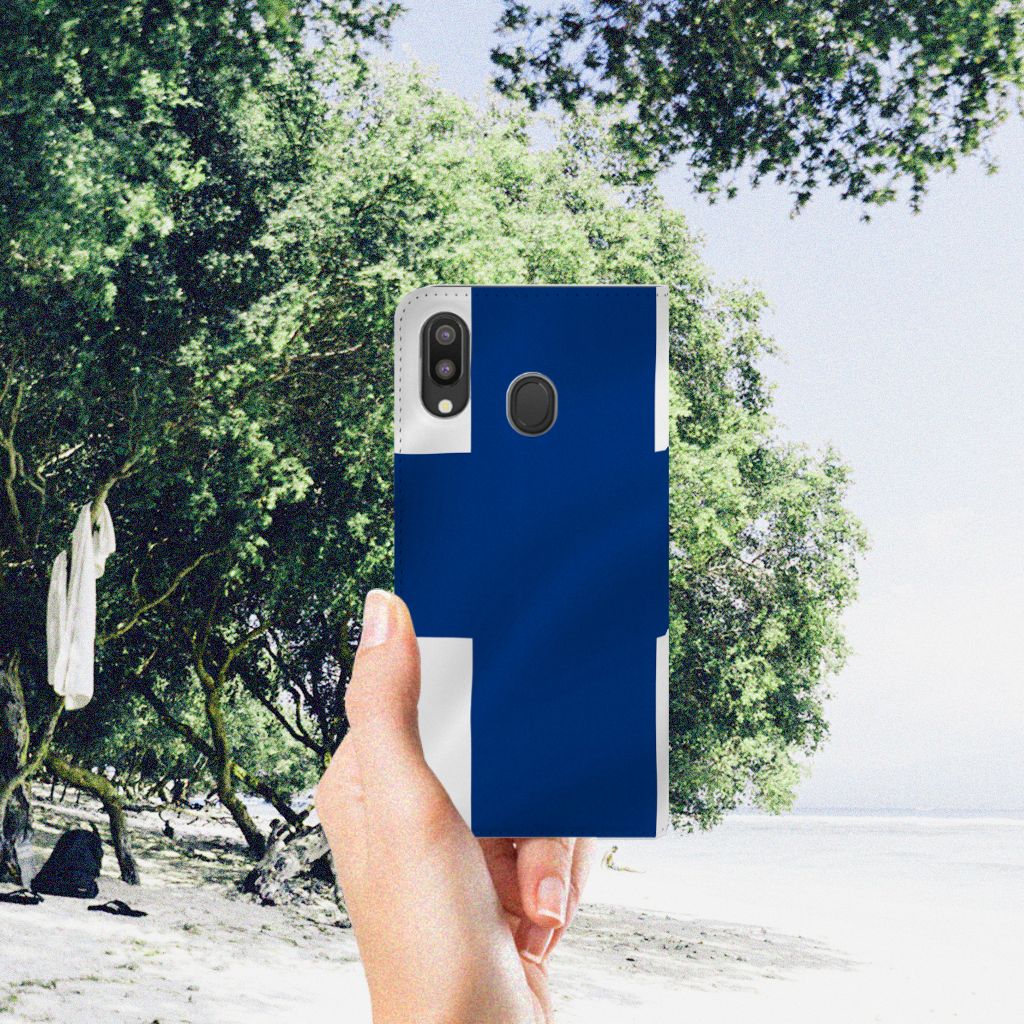 Samsung Galaxy M20 Standcase Finland