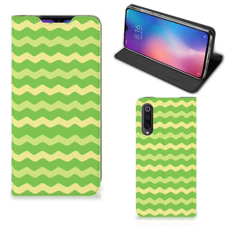 Xiaomi Mi 9 Hoesje met Magneet Waves Green
