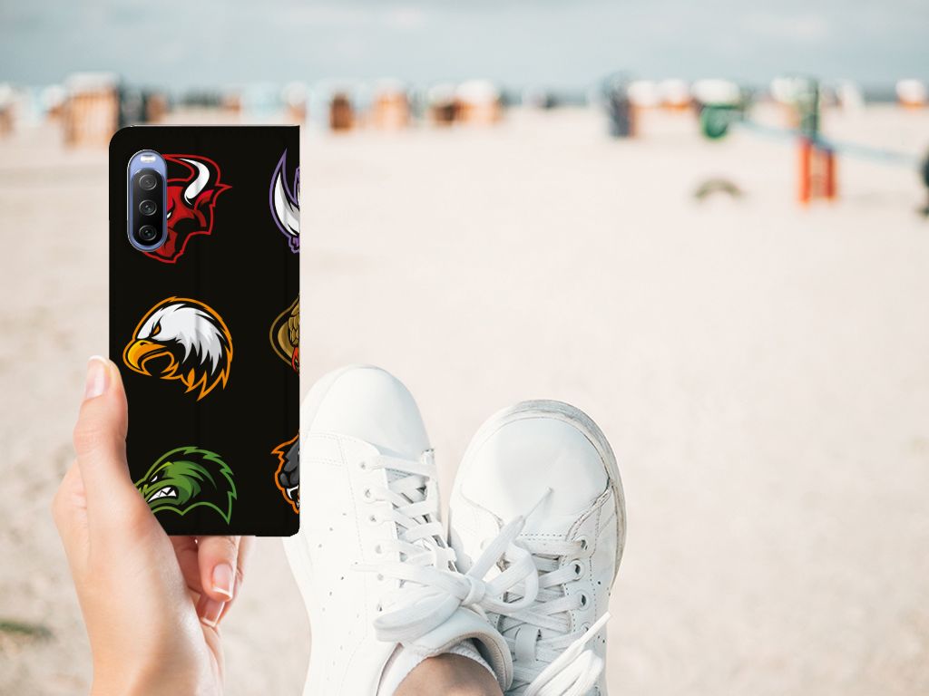 Sony Xperia 10 III Magnet Case Cartoon featuring vibrant cartoon designs on sandy beach background.